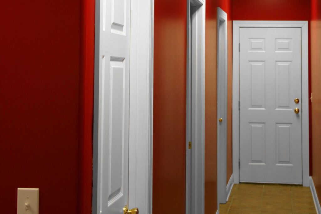 Door Too Close To Wall For Trim How To Work Around It Glamorous Place