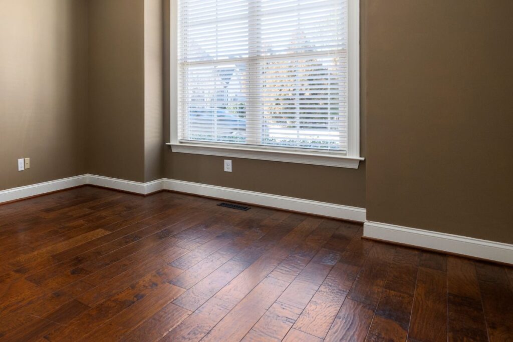 How To Cut Quarter Round To Be The Right Size? [Quick Guide] Glamorous Place