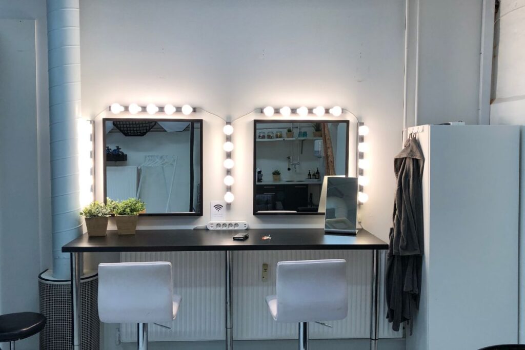 Lowe’s Vanity Installation Cost: Average Price Guide