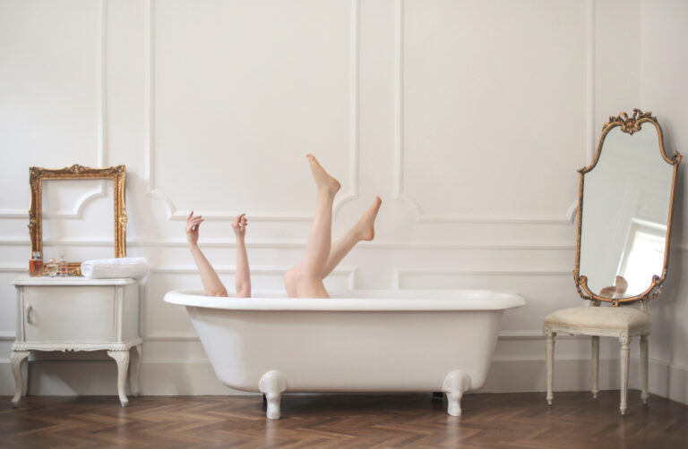 Bathtub Creaking How To Identify and Fix Noisy Bathtubs Glamorous Place
