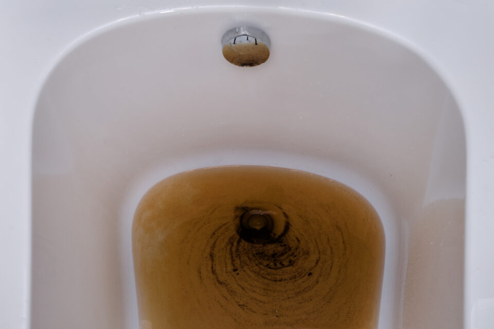 Black Residue in Bathtub Causes & How To Fix Glamorous Place