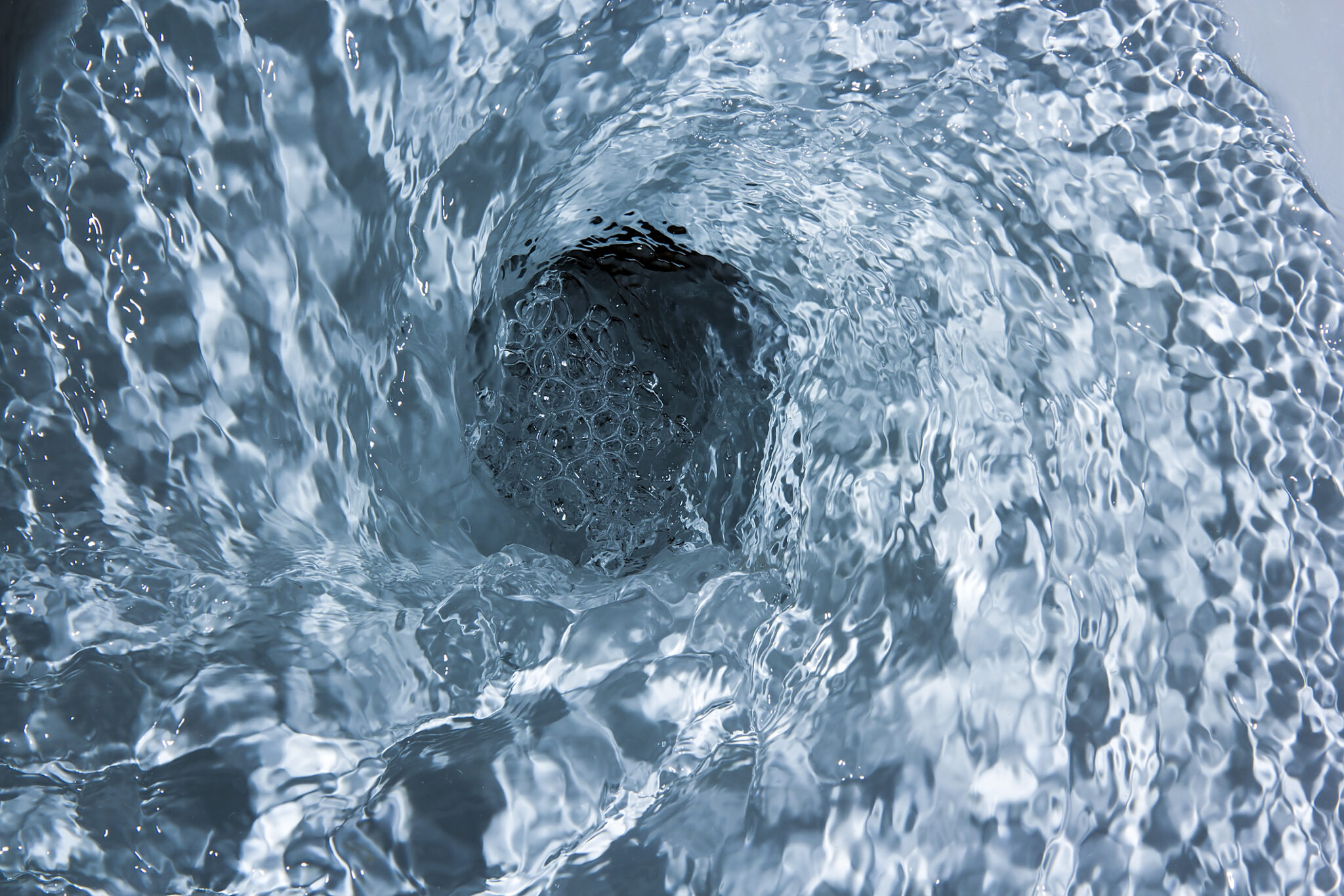 Can You Flush Oil Down the Toilet? The Damaging Effects - Glamorous Place