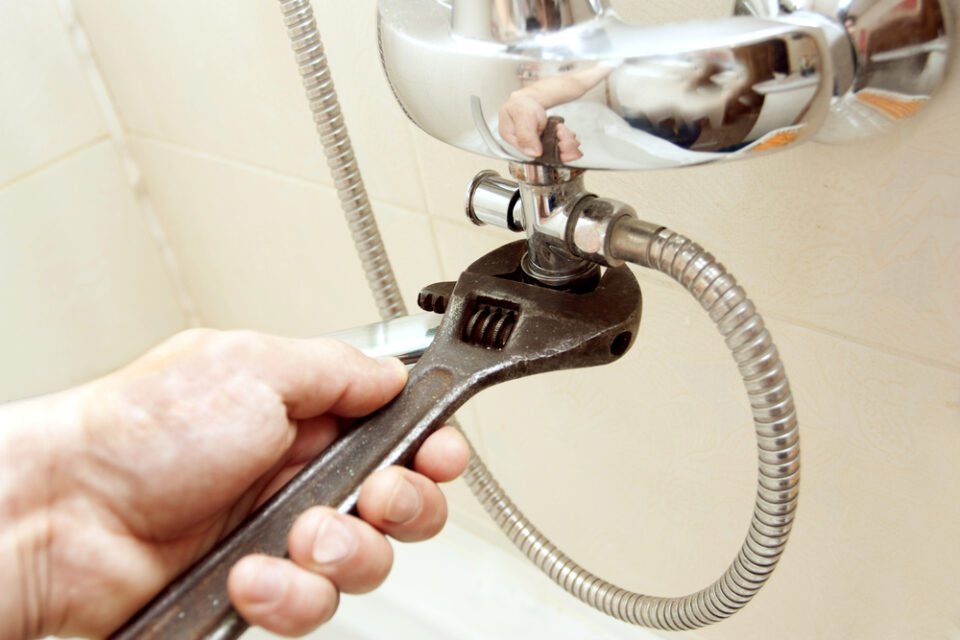 Shower Won't Shut Off! What's Wrong? Glamorous Place