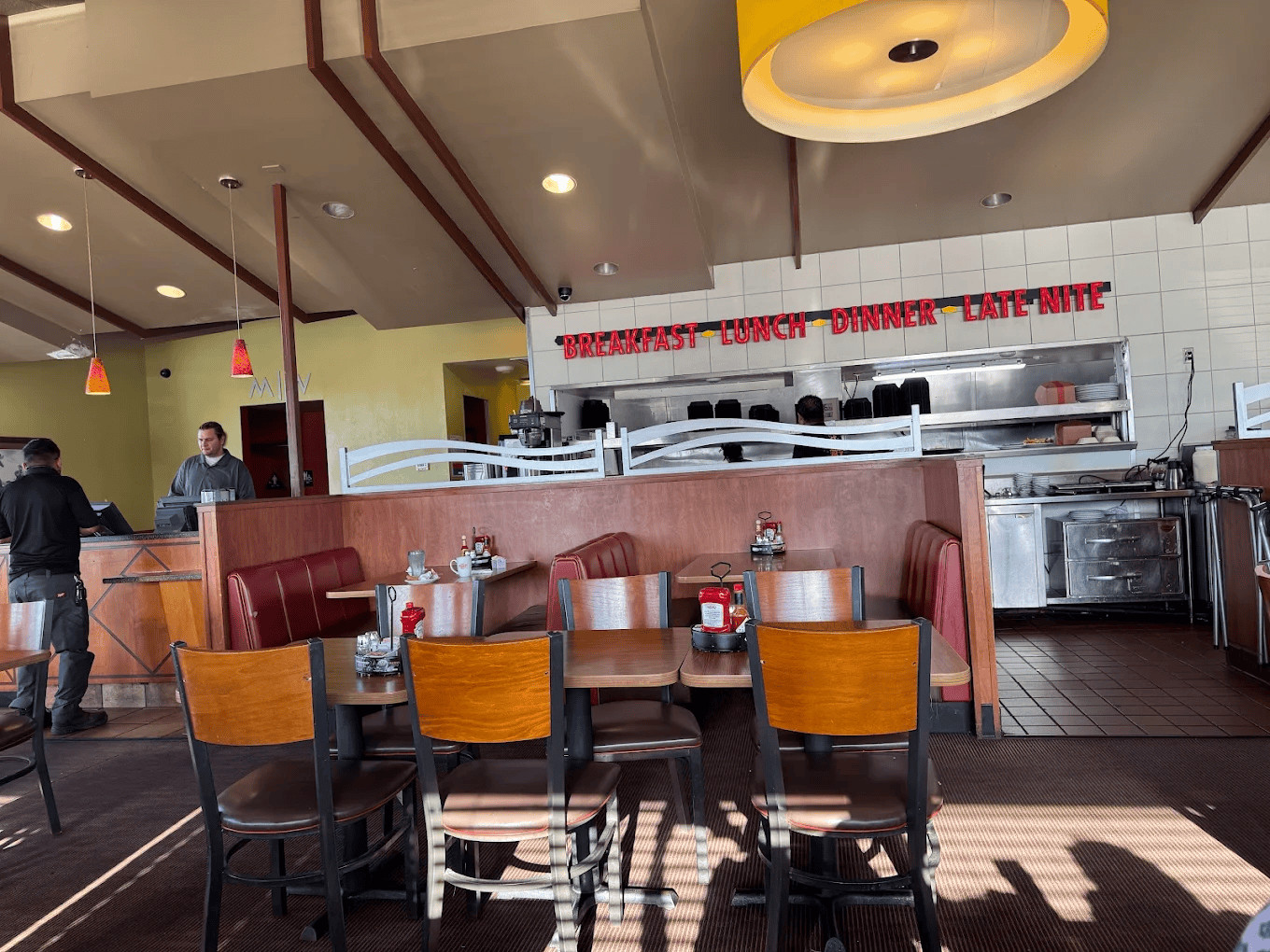 24hours-restaurants7