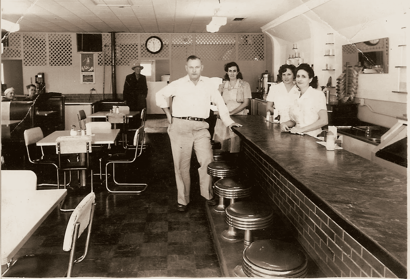 clantons-cafe3